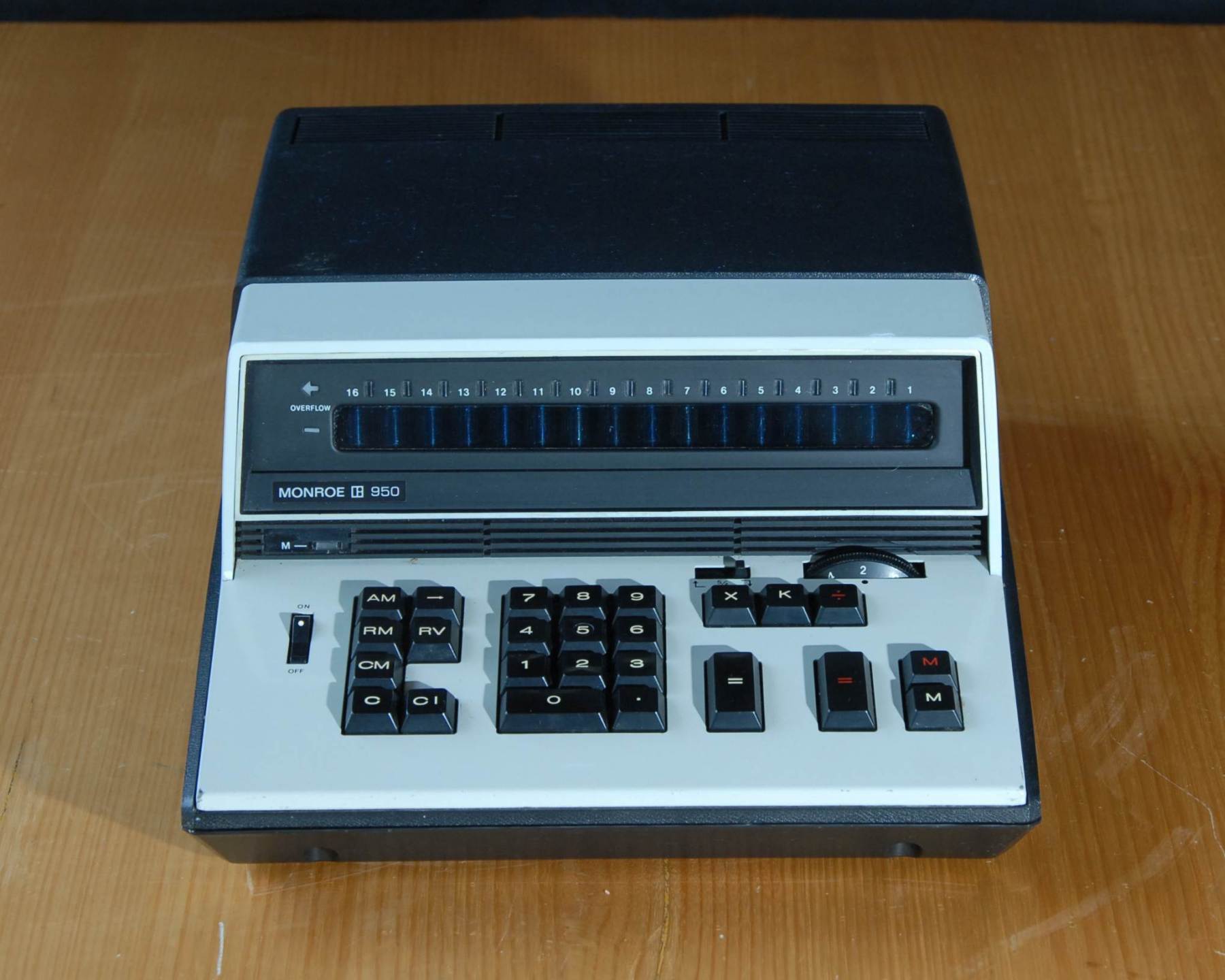 Monroe 950 Calculator