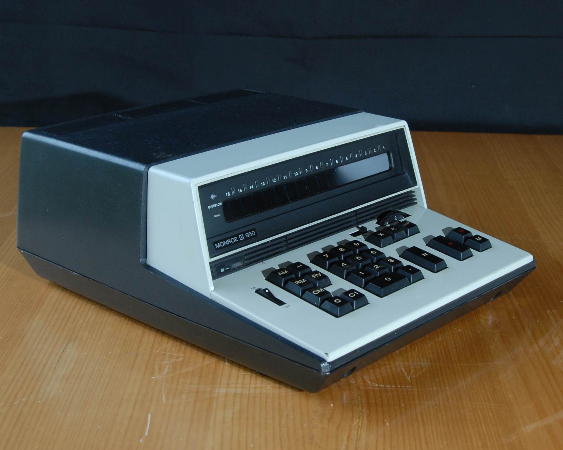 Monroe 950 Calculator