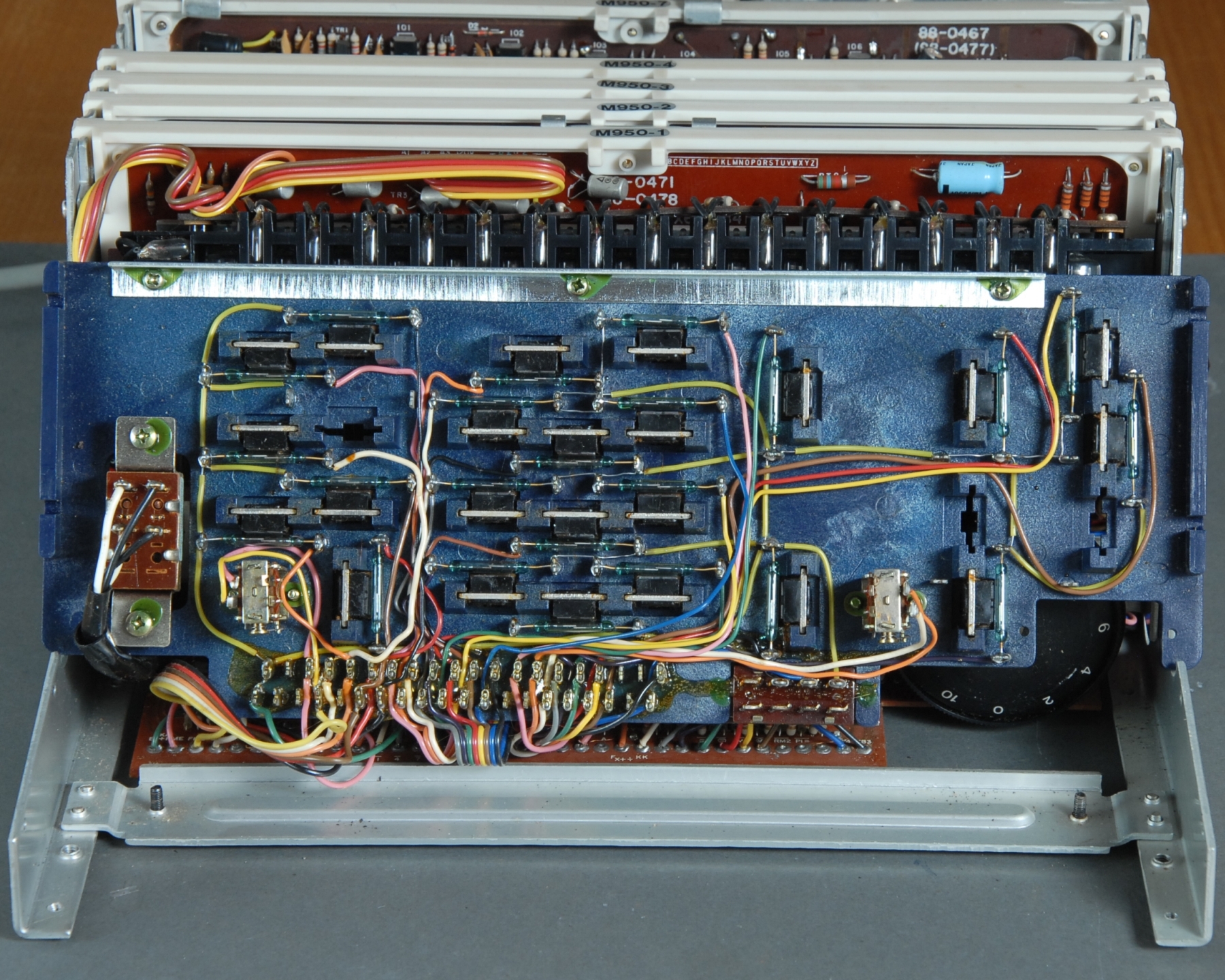 Monroe 950 Construction