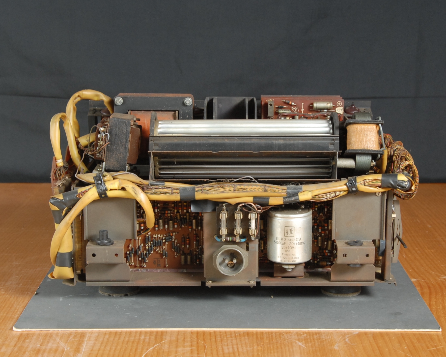 Olympia RAE 4/15 Calculator Construction