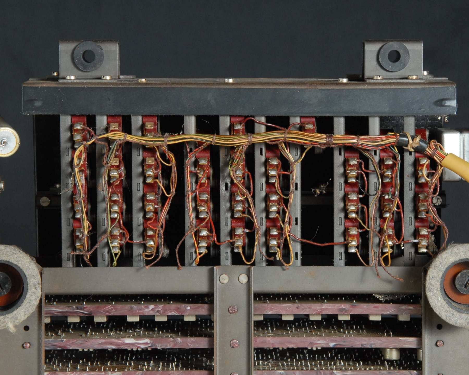 Olympia RAE 4/15 Calculator Construction