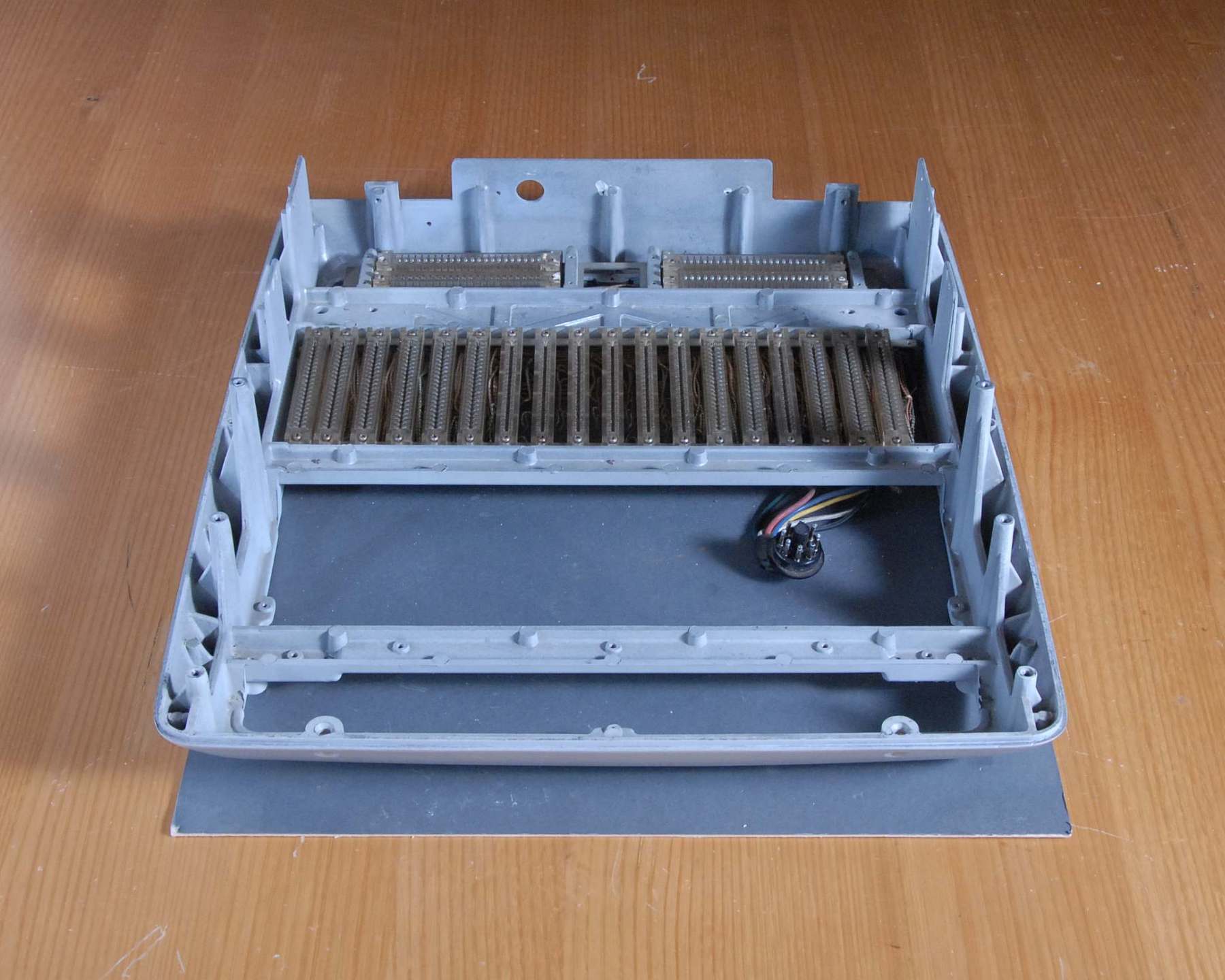 Sharp CS-20A Calculator Construction