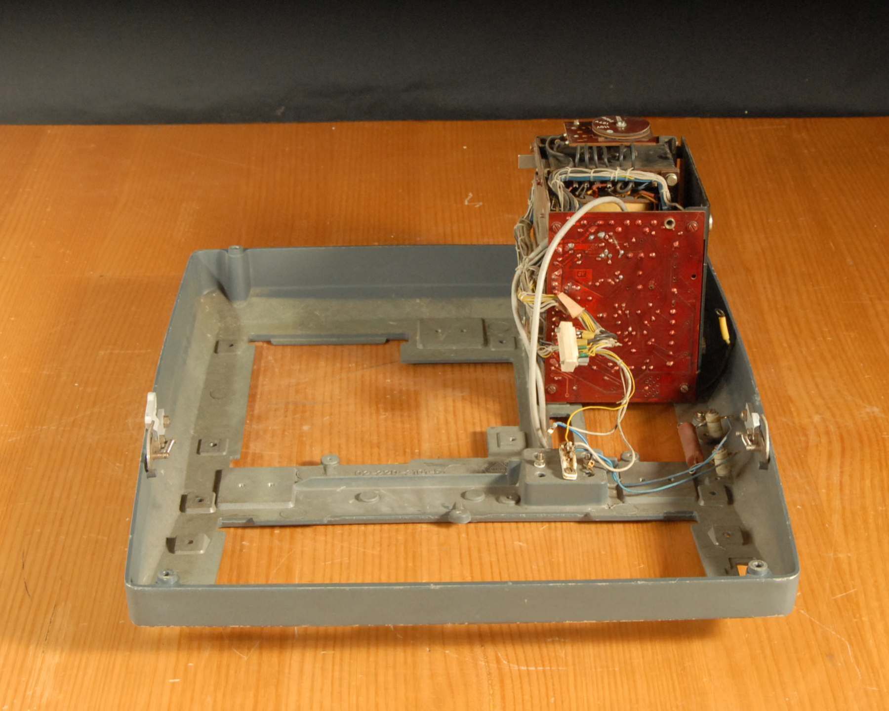 Soemtron 220 Calculator Construction