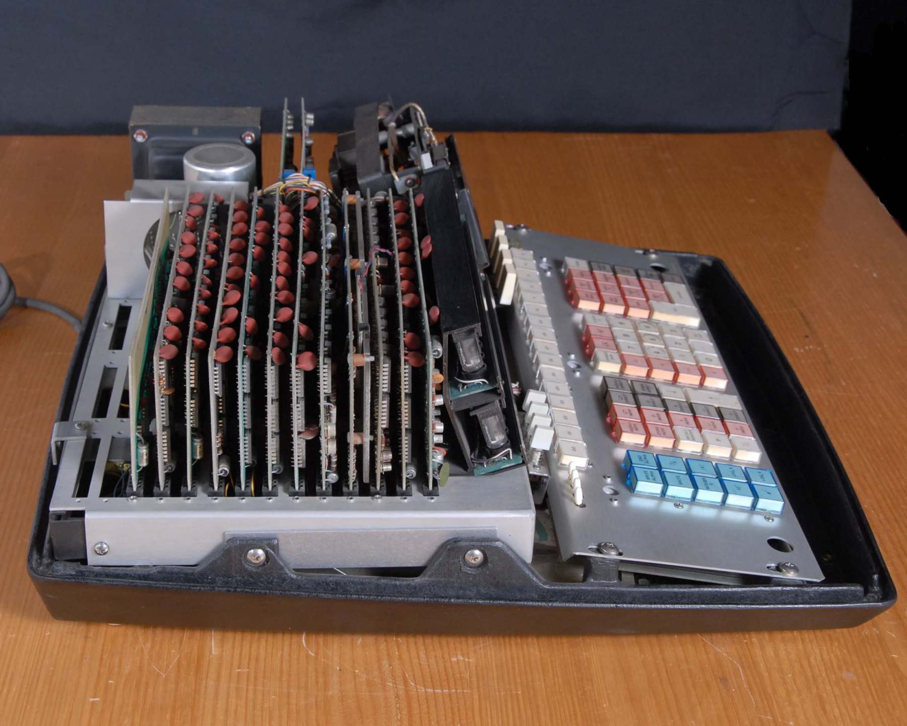 Wang 700A Construction