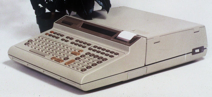 HP 9825 Model Front02